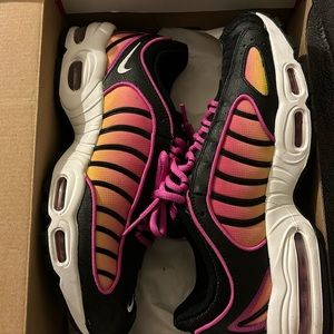 Women’s Air Max Tailwind IV